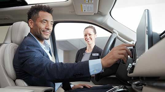 Crest Lincoln in Sterling Heights MI