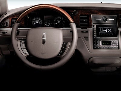 2009 Lincoln Town Car Signature Limited