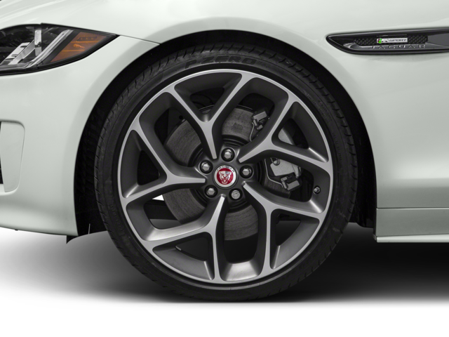 2018 Jaguar XE 35t R-Sport