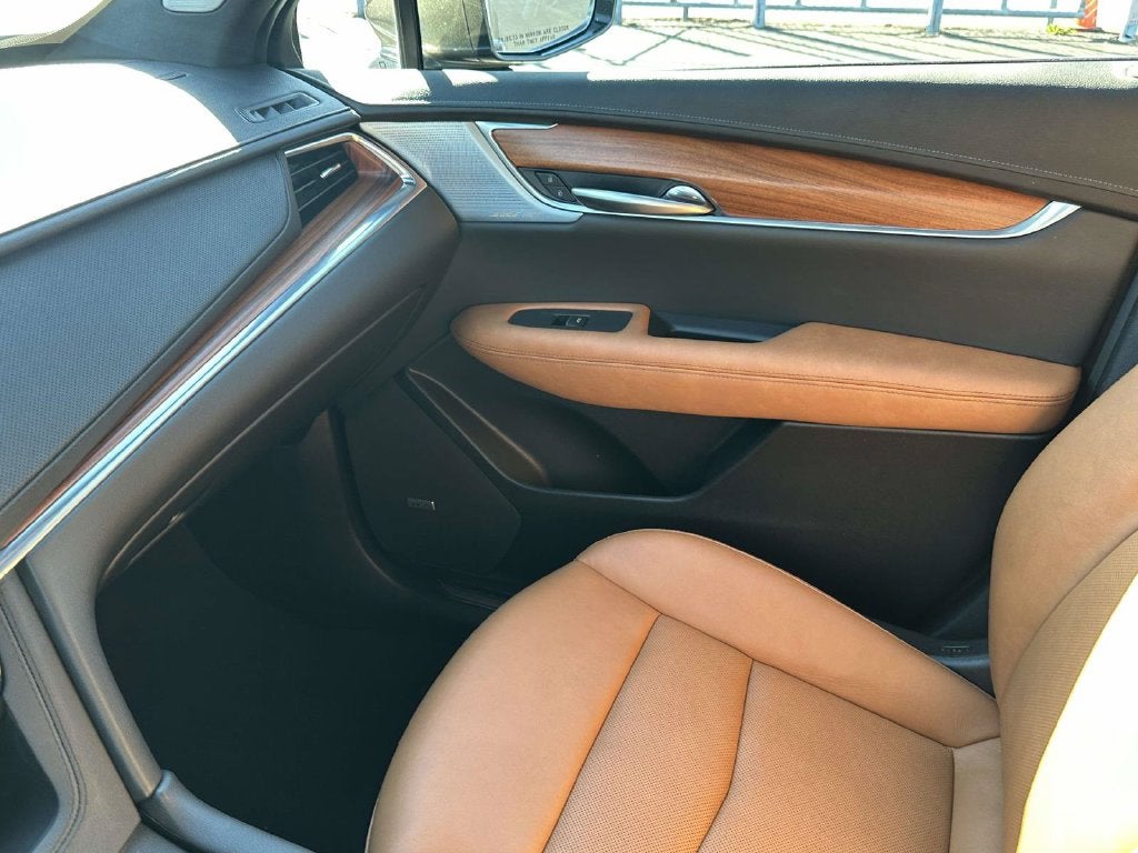 2020 Cadillac XT5 Premium Luxury