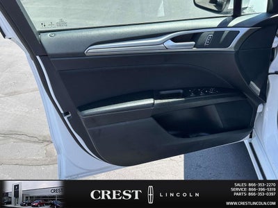 2020 Ford Fusion SE