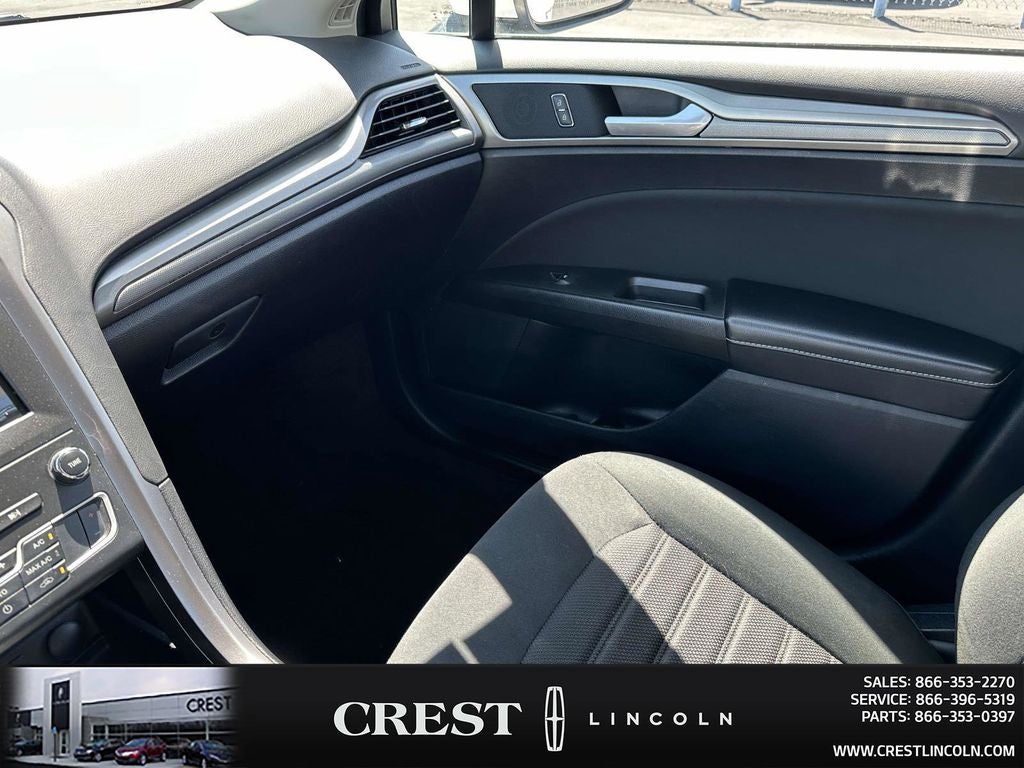 2020 Ford Fusion SE