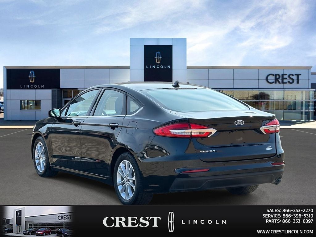 2020 Ford Fusion SE