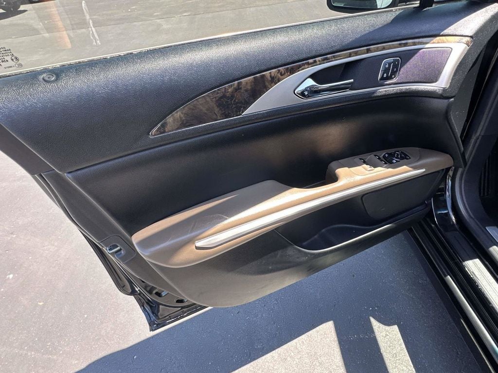 2016 Lincoln MKZ Hybrid Base