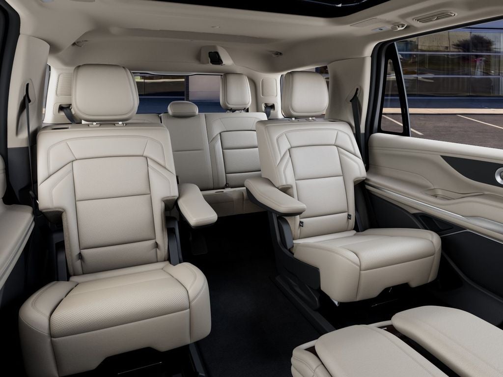 2027 Lincoln Navigator Reserve