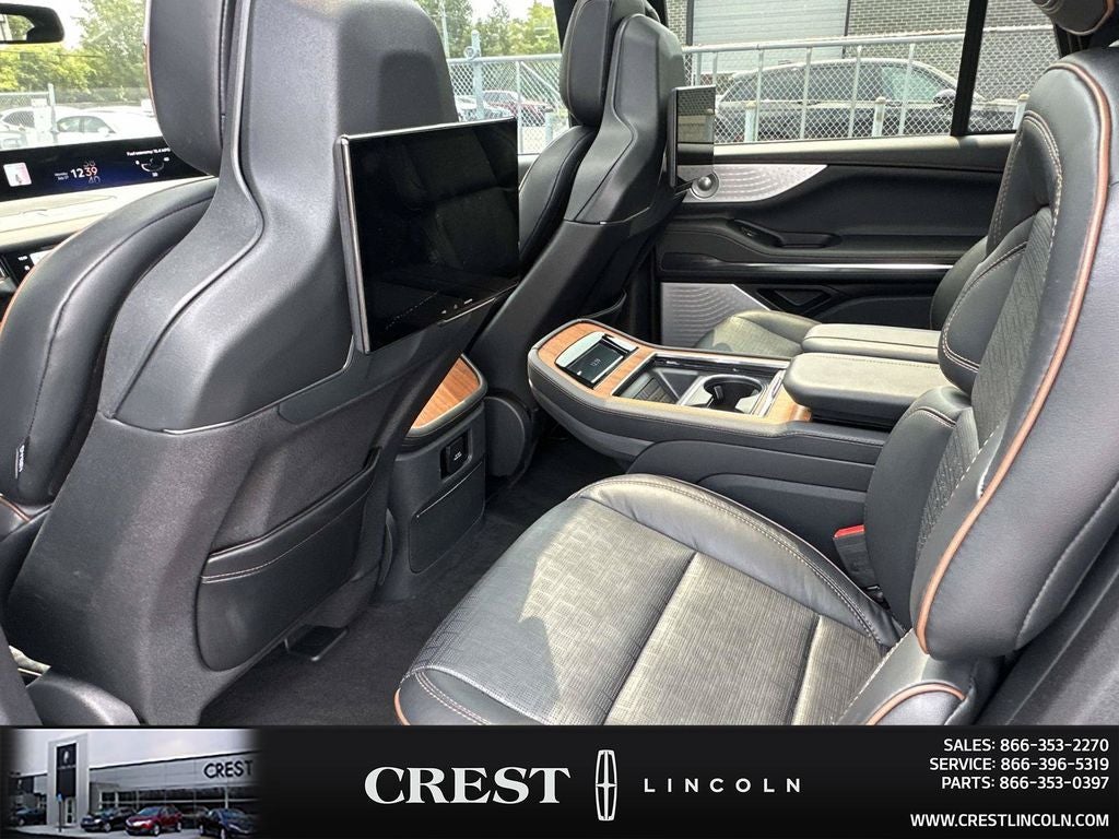 2025 Lincoln Navigator Black Label
