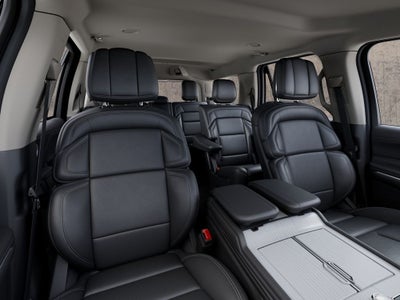 2027 Lincoln Navigator Premiere