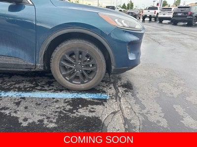 2020 Ford Escape SE