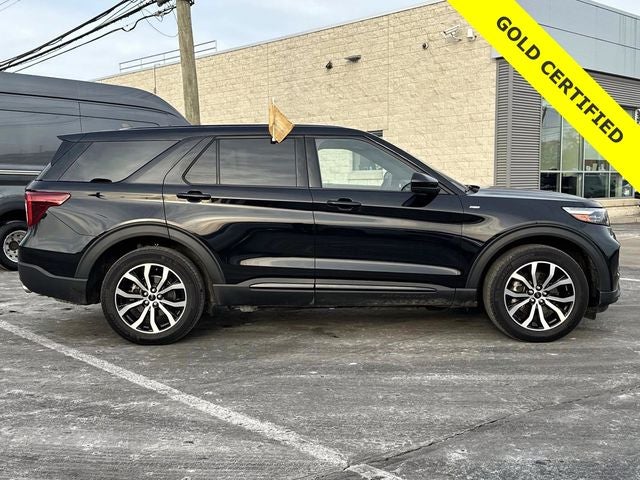 2022 Ford Explorer ST-Line
