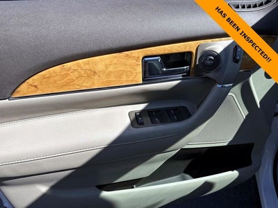 2015 Lincoln MKX Base