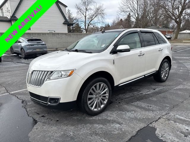 2015 Lincoln MKX Base