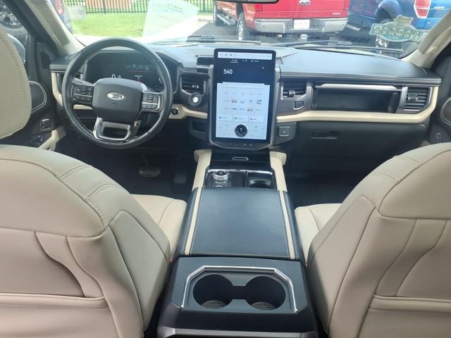 2022 Ford Expedition Max Platinum