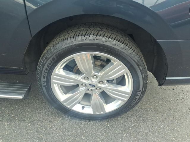 2022 Ford Expedition Max Platinum