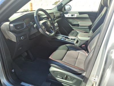 2024 Ford Explorer ST-Line