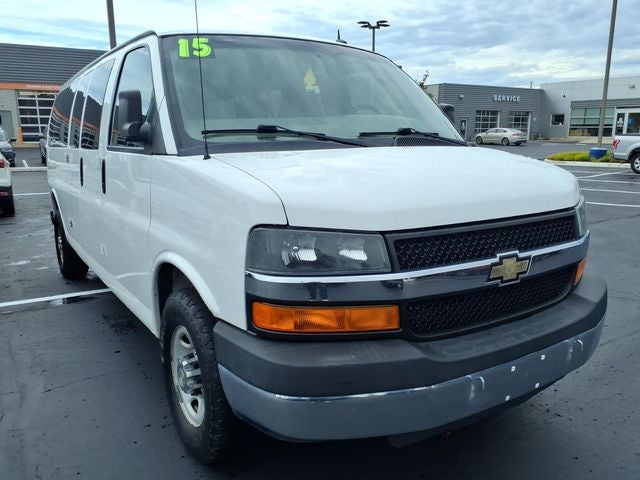 2015 Chevrolet Express 3500 LT Passenger