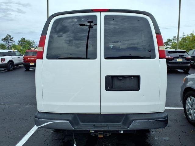 2015 Chevrolet Express 3500 LT Passenger