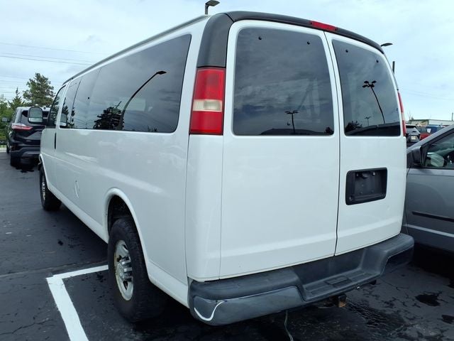 2015 Chevrolet Express 3500 LT Passenger