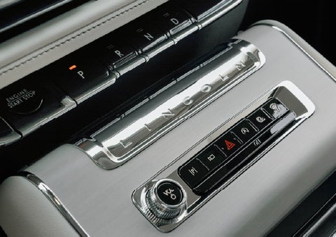 The piano key gear selector of a 2027 Lincoln Aviator® Back Label™ SUV. | Crest Lincoln in Sterling Heights MI